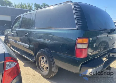 2003 Chevrolet Suburban C1500 from USA, damaged, VIN 3GNEC16Z83G100685